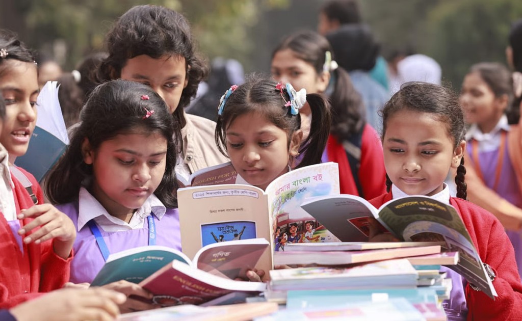 আগামী সপ্তাহের মধ্যেই সব পাঠ্যবই বিতরণের প্রত্যাশা ডেপুটি প্রেস সচিবের 4 Untitled 1 1741662734 আগামী সপ্তাহের মধ্যেই সব পাঠ্যবই বিতরণের প্রত্যাশা ডেপুটি প্রেস সচিবের