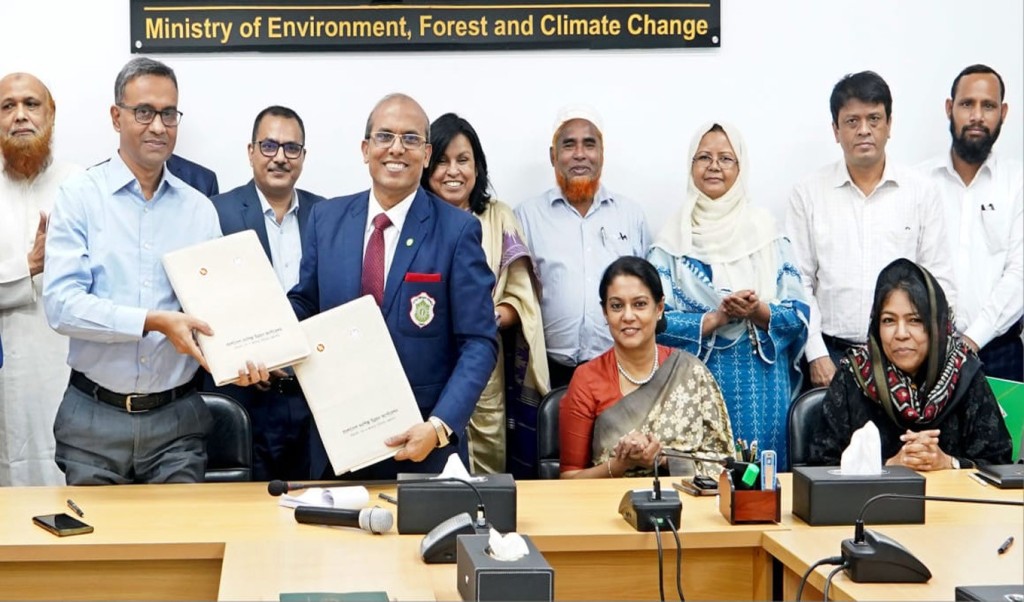 বিএফআইডিসি ও বন অধিদপ্তরের মধ্যে রাবার বাগানের লিজ নবায়ন চুক্তি 3 Untitled 1 1742293918 বিএফআইডিসি ও বন অধিদপ্তরের মধ্যে রাবার বাগানের লিজ নবায়ন চুক্তি