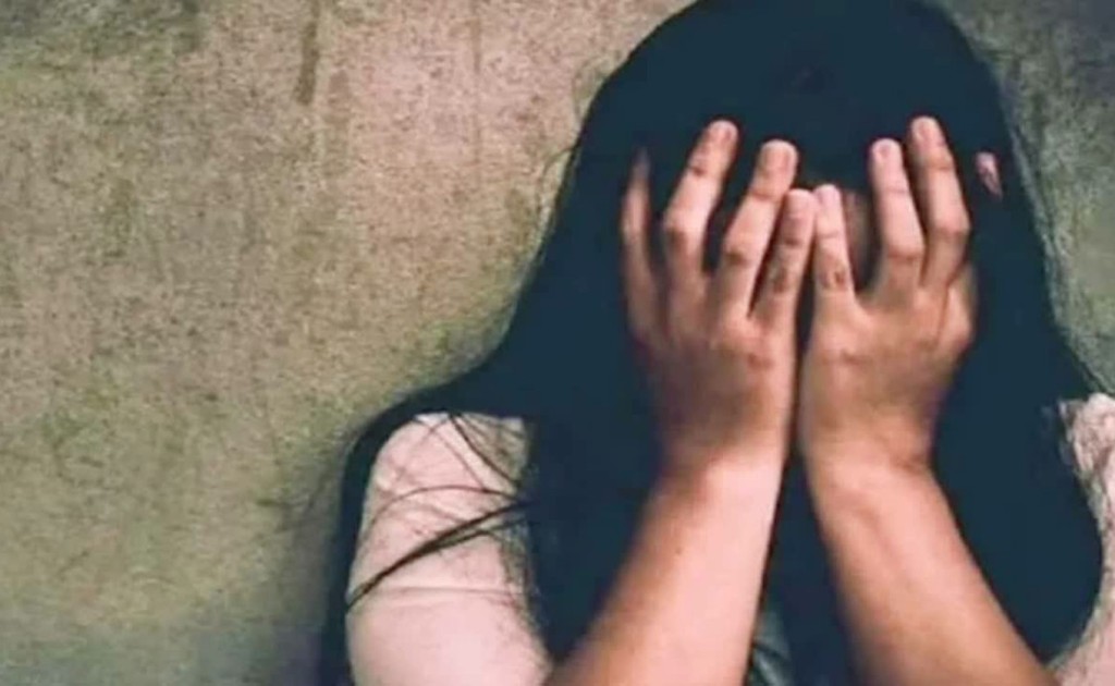 ফরাসি চিকিৎসকের যৌন নির্যাতনের শিকার ২৯৯ নারী-কিশোরী 2 Untitled 2 Recovered Recovered Recovered 1741440908 ফরাসি চিকিৎসকের যৌন নির্যাতনের শিকার ২৯৯ নারী-কিশোরী