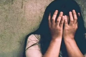 ফরাসি চিকিৎসকের যৌন নির্যাতনের শিকার ২৯৯ নারী-কিশোরী