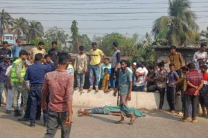 বগুড়ায় বাসের ধাক্কায় মোটরসাইকেল আরোহী স্বামী-স্ত্রী নিহত