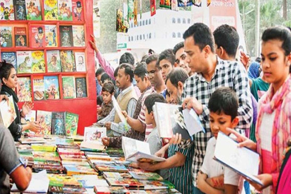 অমর একুশে বই মেলায় বিক্রির পরিমাণ আনুমানিক ৪০ কোটি টাকা