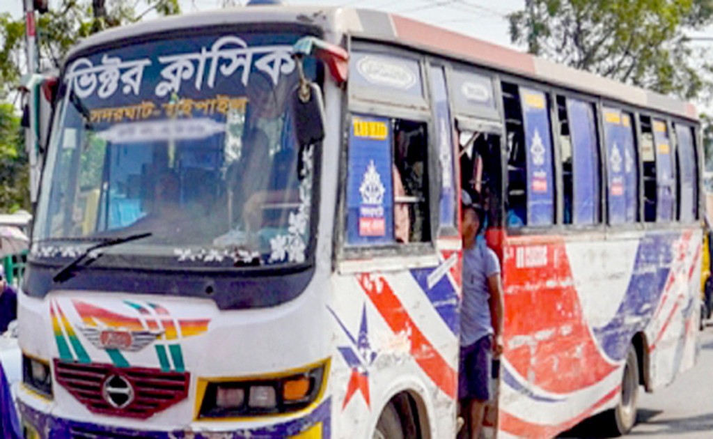রাজধানীতে বাস চাপায় মোটরসাইকেল আরোহী নিহত 3 Untitled 2 Recovered Recovered 1741102619 রাজধানীতে বাস চাপায় মোটরসাইকেল আরোহী নিহত