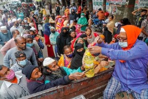 বুধবার থেকে সারা দেশে টিসিবির পণ্য বিক্রির কথা জানালেন বাণিজ্য উপদেষ্টা