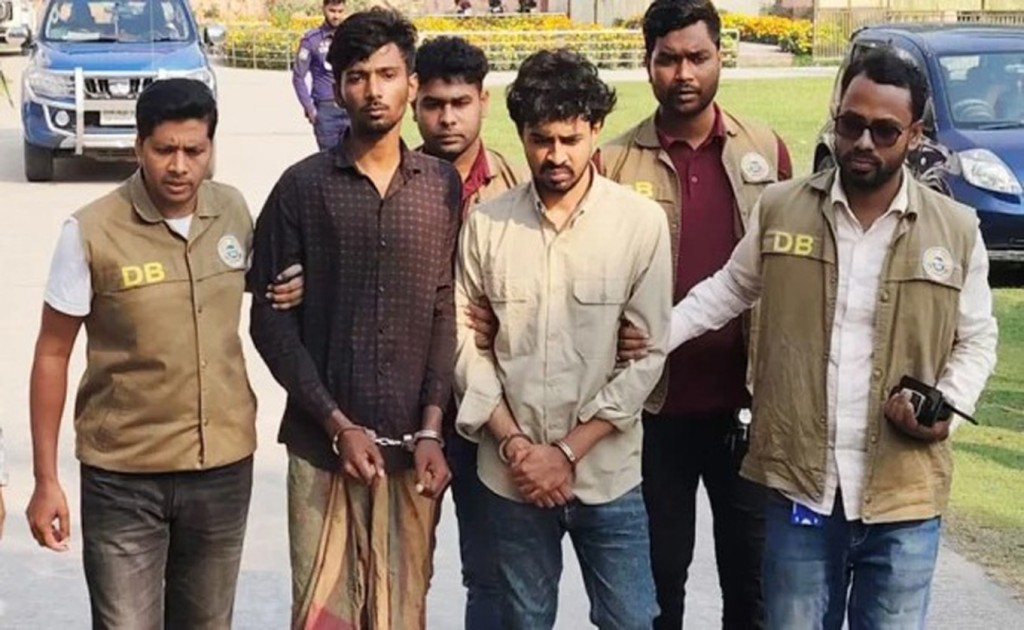 কনটেন্ট ক্রিয়েটর কাফির বাড়িতে আগুন দিয়েছিল দুই ছাত্রলীগকর্মী 4 Untitled 2 1741677088 কনটেন্ট ক্রিয়েটর কাফির বাড়িতে আগুন দিয়েছিল দুই ছাত্রলীগকর্মী