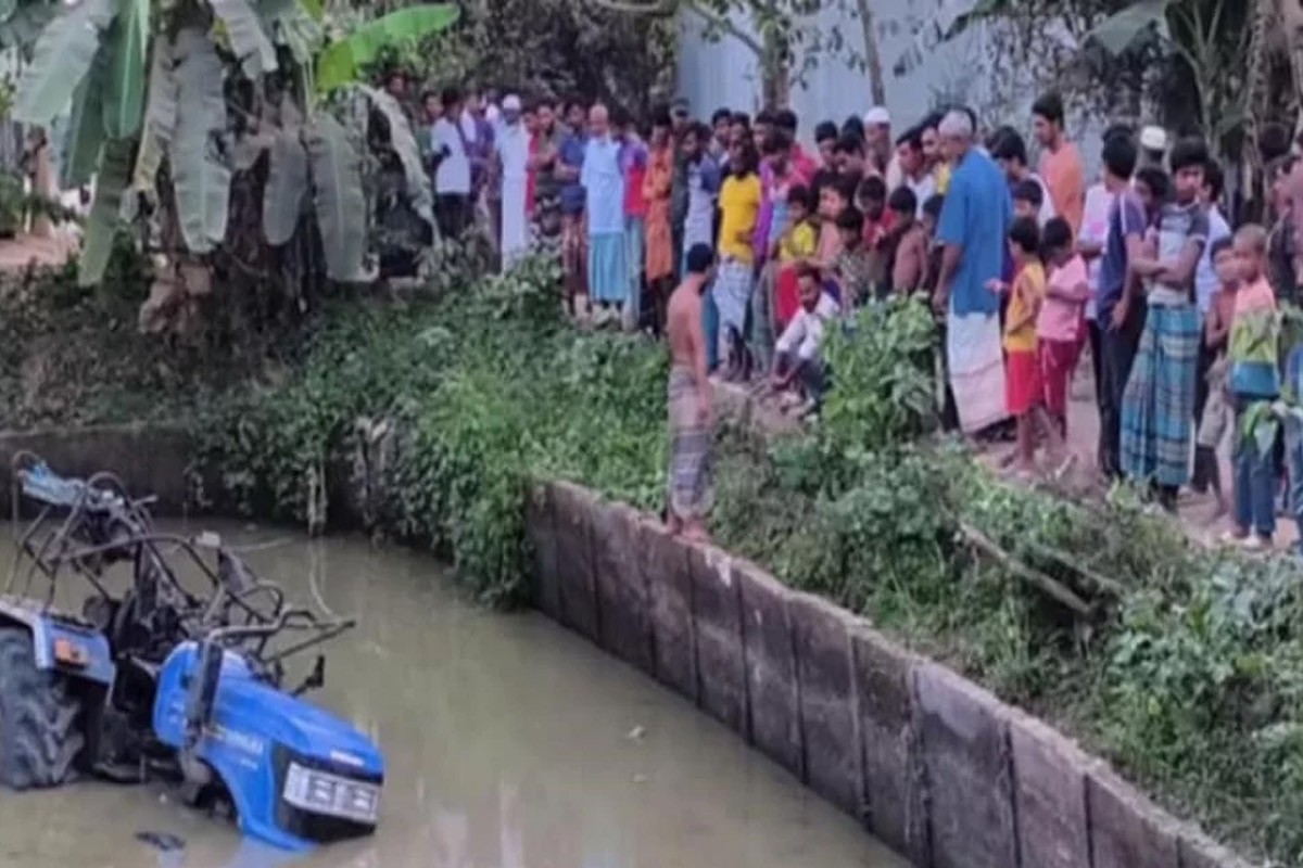 সিরাজগঞ্জে ট্রাক উল্টে দুই যুবক নিহত