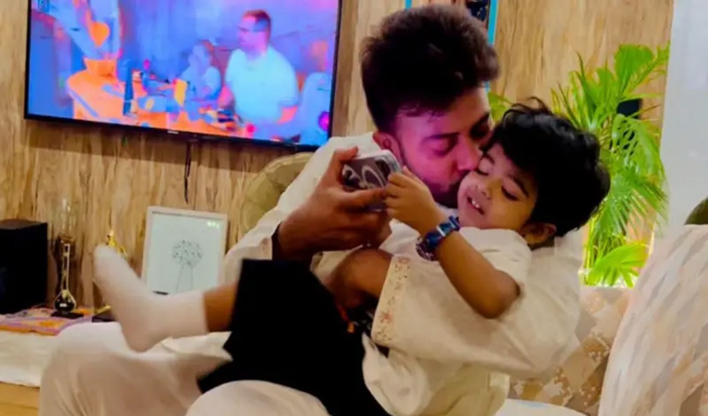 Untitled 2 1742567432 বুবলির ছেলের জন্মদিনে যে দোয়া করলেন বাবা শাকিব খান