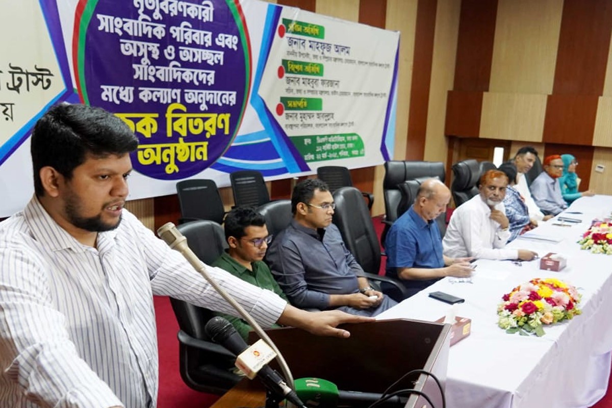 কমিশন প্রস্তাবিত সাংবাদিক স্বার্থসংশ্লিষ্ট সুপারিশ বাস্তবায়নে কাজ করবে সরকার : তথ্য ও সম্প্রচার উপদেষ্টা