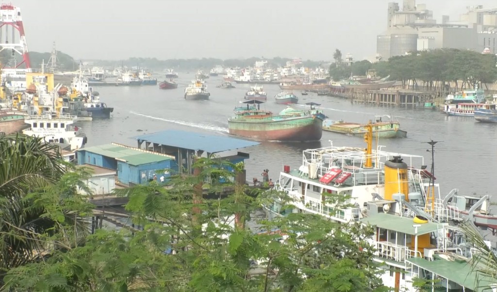 Untitled 6 1742358772 ঈদযাত্রায় দুর্ঘটনা এড়াতে ১০ দিন বাল্কহেড বন্ধ