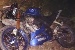 তেলবাহী লরির ধাক্কায় দুই মোটরসাইকেল আরোহীর মৃত্যু