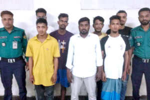 মোহাম্মদপুরে সাঁড়াশি অভিযানে গ্রেপ্তার ৭