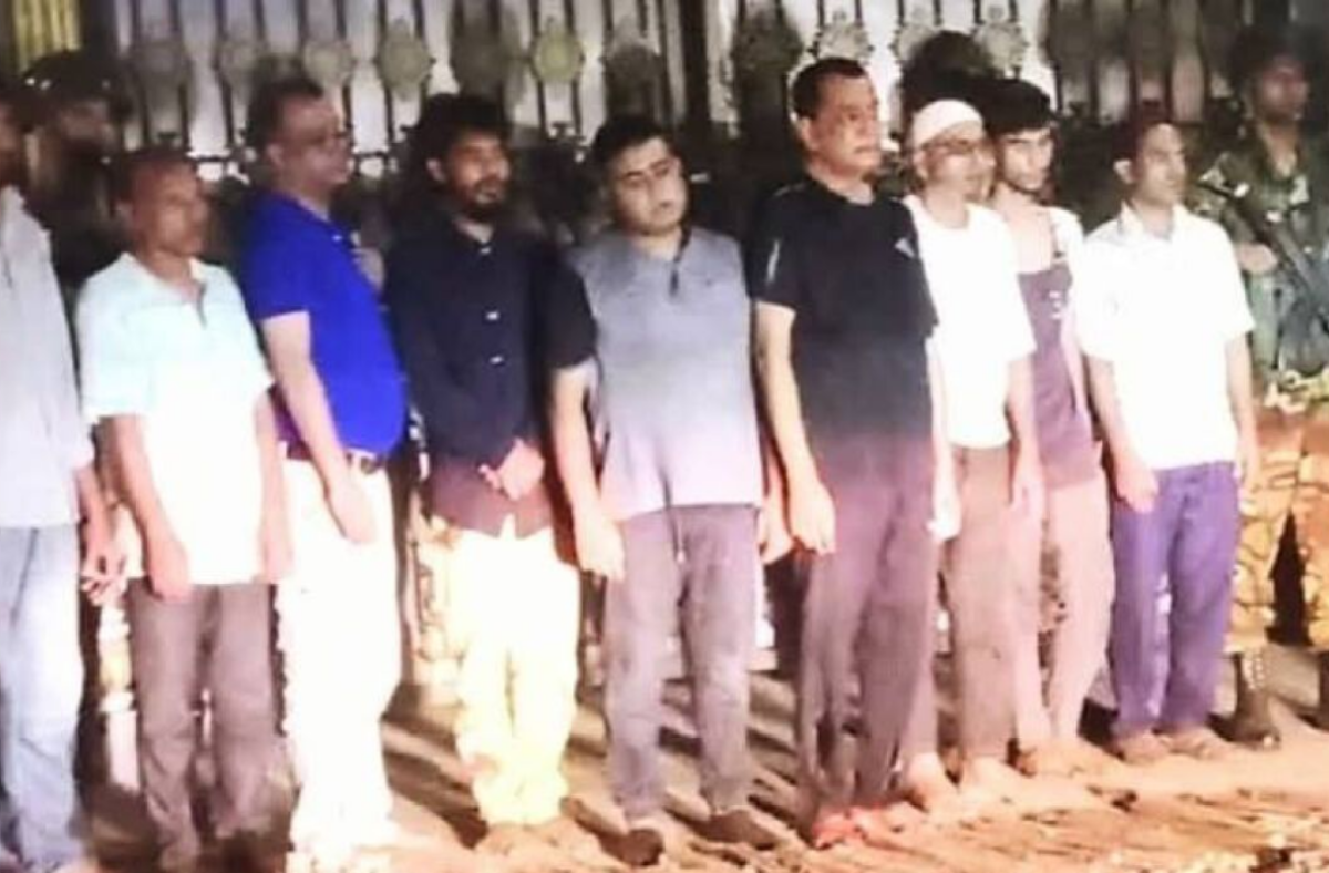 টমটম পার্কিং নিয়ে সংঘর্ষ, বিএনপি নেতাসহ আটক ১৪