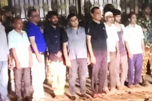 টমটম পার্কিং নিয়ে সংঘর্ষ, বিএনপি নেতাসহ আটক ১৪