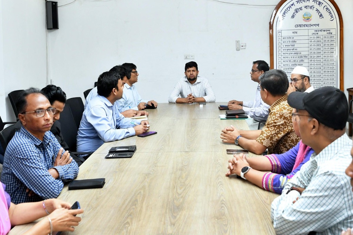 বাসসকে দক্ষিণ এশিয়ার অন্যতম সংবাদ উৎসে পরিণত হতে হবে : তথ্য উপদেষ্টা