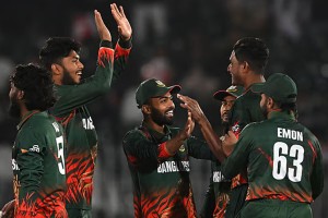 আজ ইংল্যান্ড হেরে গেলে বাংলাদেশের জন্য আছে সুখবর!