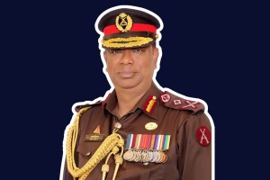 স্ত্রীসহ সাবেক বিজিবিপ্রধান সাফিনুল ইসলামের দেশত্যাগে নিষেধাজ্ঞা