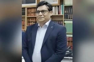 ৪০ লাখ টাকা ঘুষ কাণ্ডে অভিযুক্ত সিনিয়র জেলা জজ বিকাশ কুমার সাহার পদত্যাগ