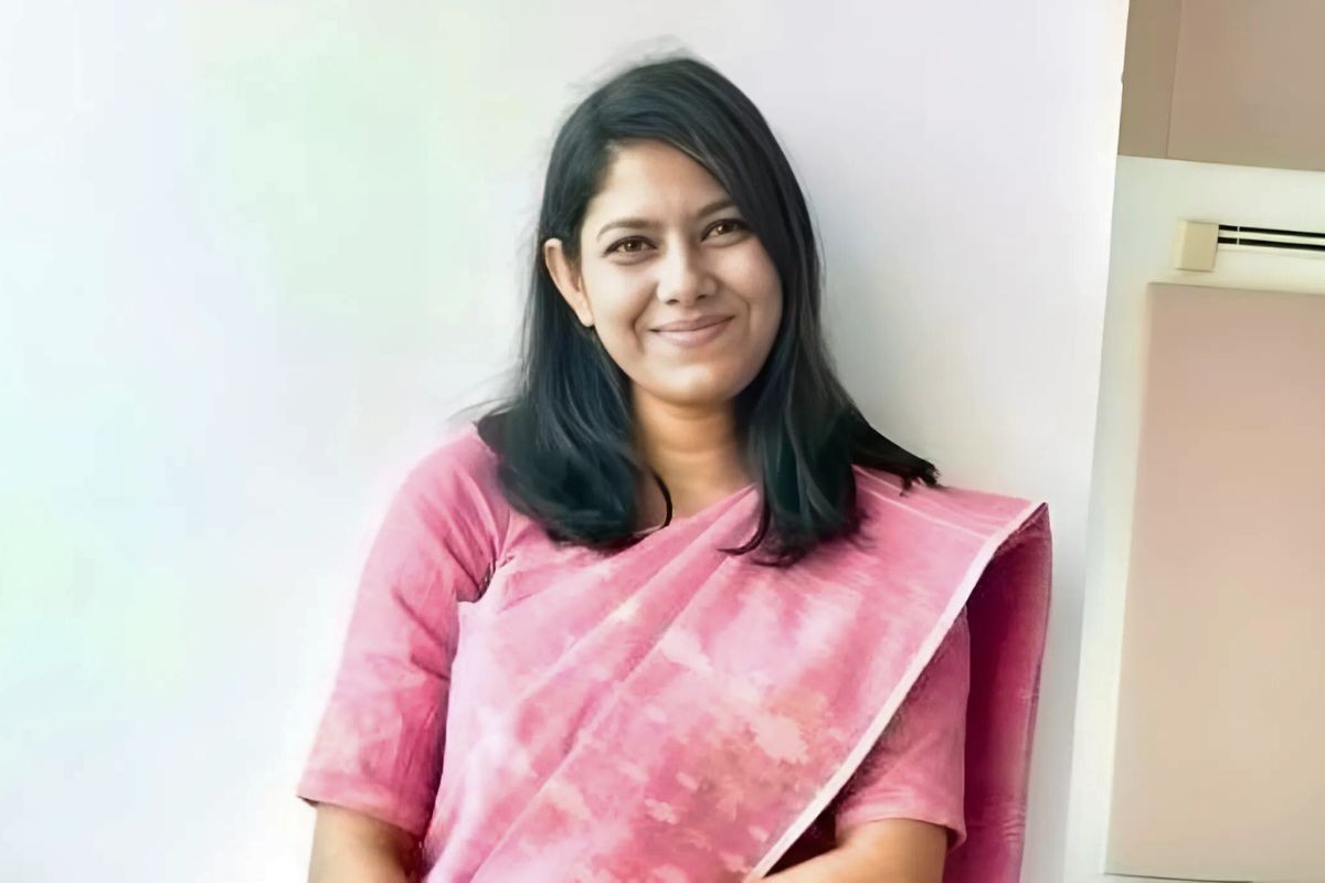 জজ কোর্টের তৃতীয় শ্রেণির কর্মচারীর মেয়ে সহকারী জজ পরীক্ষায় অষ্টম