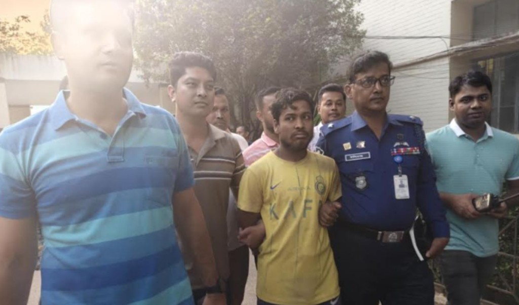 কক্সবাজারে যৌন হেনস্থার শিকার যুক্তরাষ্ট্রের নাগরিক, যুবক আটক 4 cox 1741616777 কক্সবাজারে যৌন হেনস্থার শিকার যুক্তরাষ্ট্রের নাগরিক, যুবক আটক