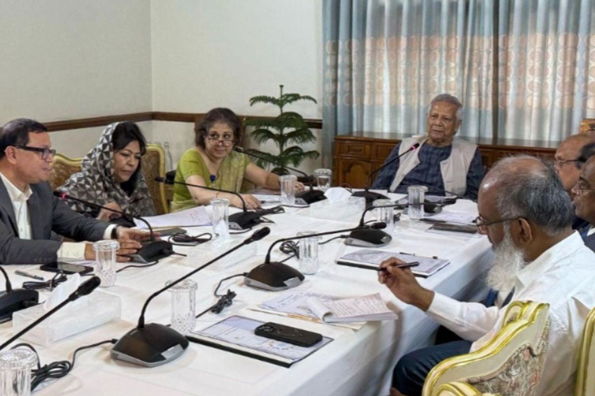 দুটি প্রকল্পের কাজ ১০ বছর আটকা, প্রধান উপদেষ্টার উষ্মা