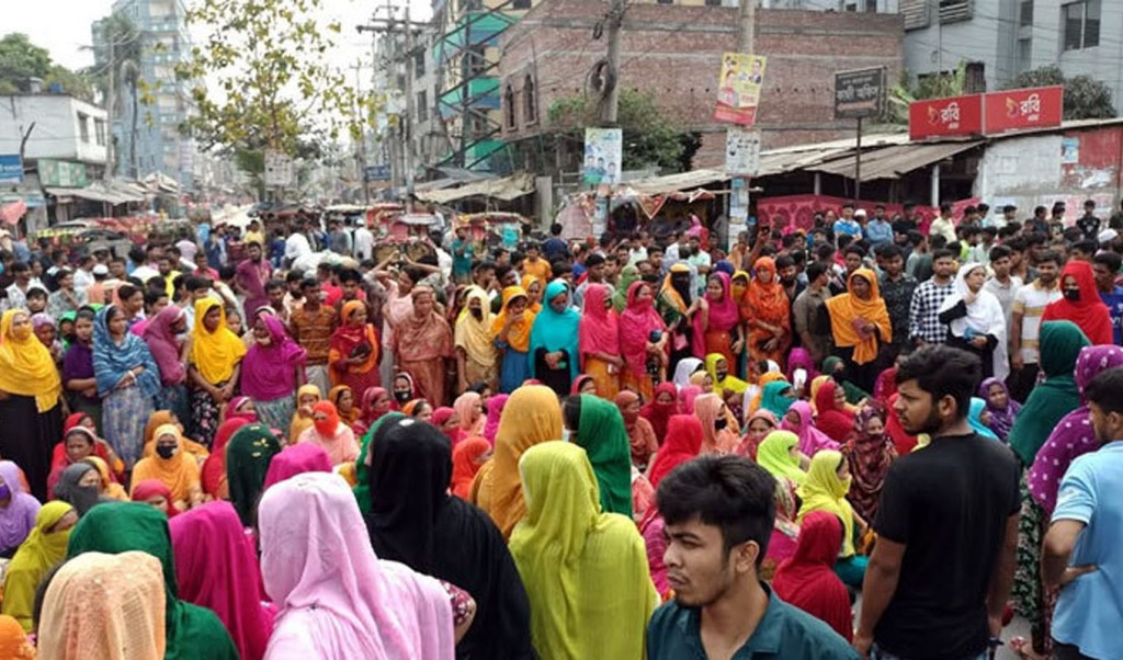 ১৪ দফা দাবিতে গাজীপুরে শ্রমিকদের মহাসড়ক অবরোধ 3 gazipur 1741933563 ১৪ দফা দাবিতে গাজীপুরে শ্রমিকদের মহাসড়ক অবরোধ