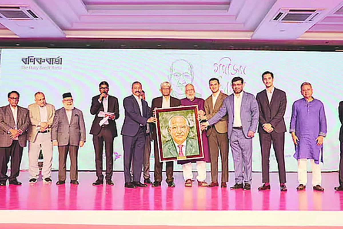 মরণোত্তর সম্মাননা পেলেন প্রয়াত মন্ত্রী এম সাইফুর রহমান
