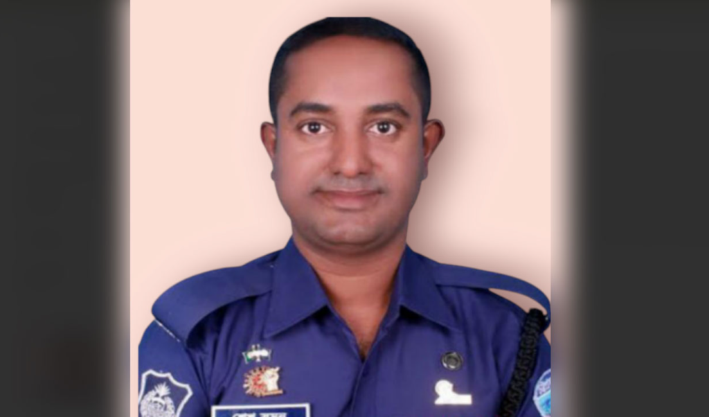 মুক্তিযোদ্ধার নাতি সেজে পুলিশে চাকরি, নিয়েছেন স্বেচ্ছায় অবসরও 3 image 1360x800 18 1740900096 মুক্তিযোদ্ধার নাতি সেজে পুলিশে চাকরি, নিয়েছেন স্বেচ্ছায় অবসরও