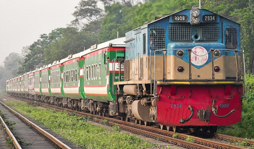 ট্রেনে ঈদযাত্রা: ২৬ মার্চের টিকিট বিক্রি শুরু 3 image 1360x800 1 1742092581 ট্রেনে ঈদযাত্রা: ২৬ মার্চের টিকিট বিক্রি শুরু