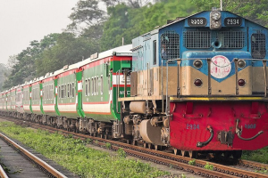 ট্রেনে ঈদযাত্রা: ২৬ মার্চের টিকিট বিক্রি শুরু