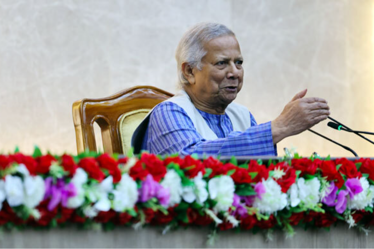 পুলিশকে অবহেলা করে দেশ গড়া যাবে না: ইউনূস