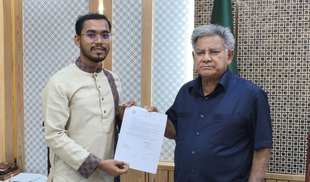 হাতিয়ায় ফেরির অর্থ বরাদ্দের দাবি মাসুদের 2 image 1360x800 4 1741404641 হাতিয়ায় ফেরির অর্থ বরাদ্দের দাবি মাসুদের