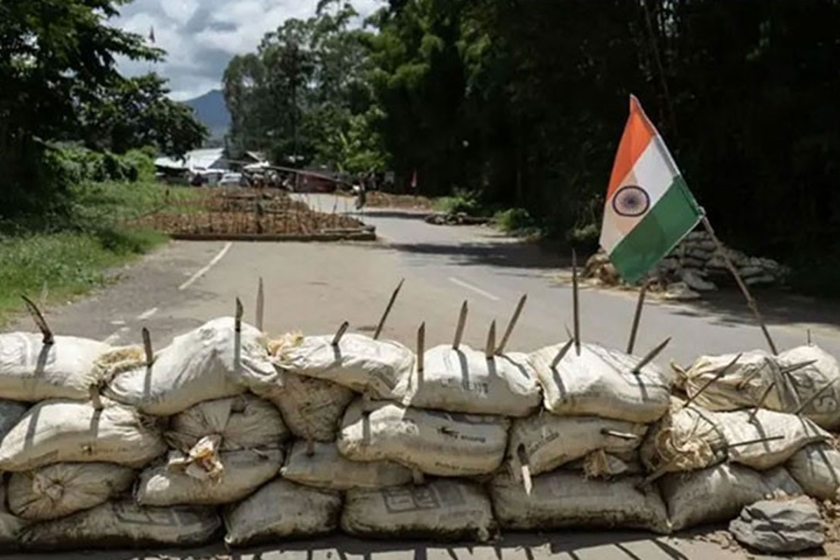 ফের অশান্ত মণিপুর, মন্দিরে হামলা