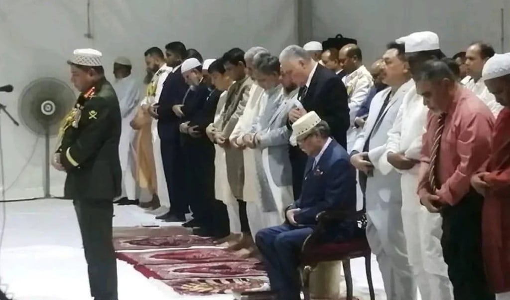 imam 1743056464 সেনাবাহিনী প্রধানের ইমামতি প্রসঙ্গে যা জানালেন তাঁর বন্ধু, সহকর্মী আবু রুশদ