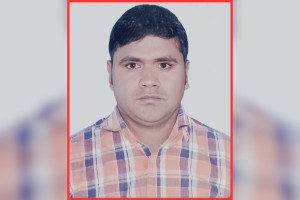 কেরানীগঞ্জে দিনদুপুরে ব্যবসায়ীকে কুপিয়ে ও গুলি করে হত্যা