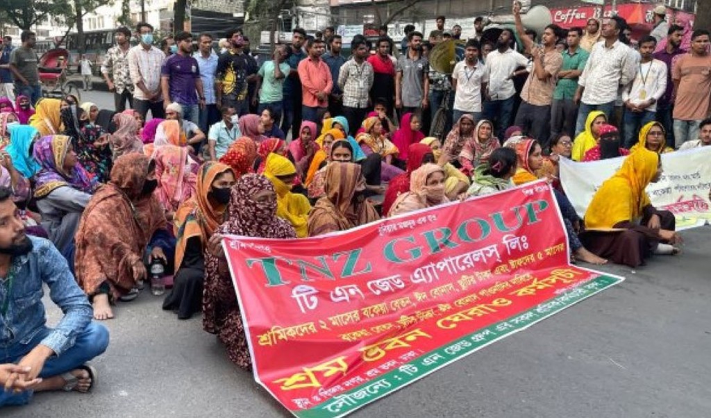 kin 1742962433 শ্রমিকদের পাওনা পরিশোধ না করা পর্যন্ত যে ১২ পোষাক মালিকের বিদেশযাত্রায় নিষেধাজ্ঞা