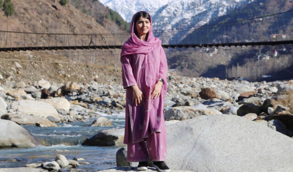 ১৩ বছর পর নিজ গ্রামে মালালা 3 malala yusuf jay 1741428711 ১৩ বছর পর নিজ গ্রামে মালালা