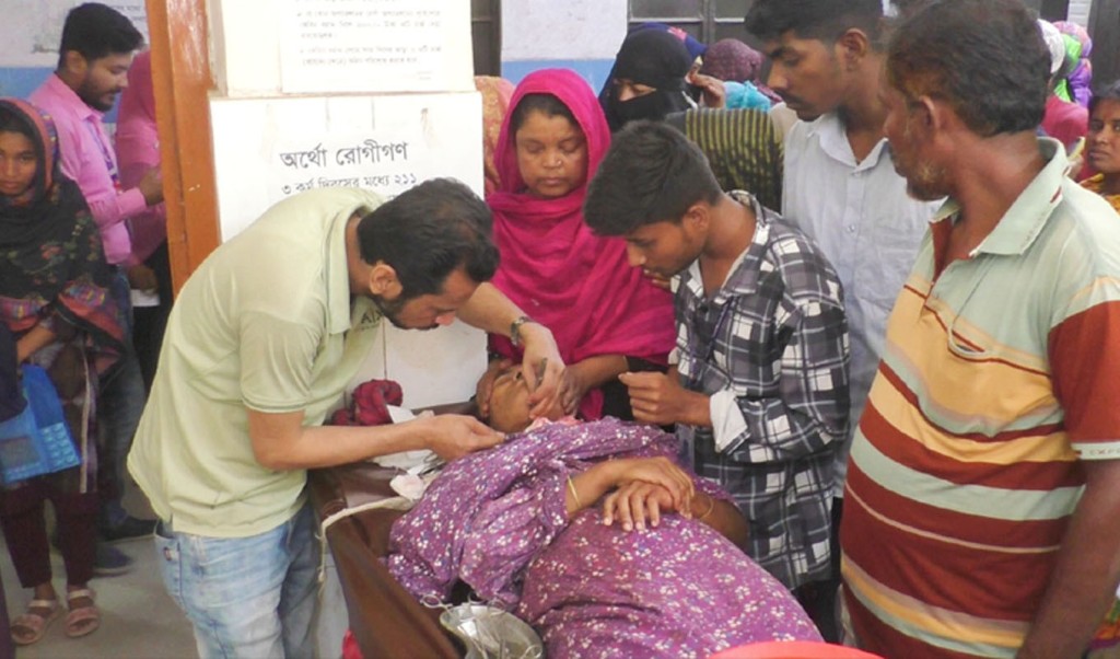 নড়াইলে ঋণের টাকা না তুলে দেওয়ায় স্ত্রীর গলায় ছুরি চালালেন স্বামী 3 norial 1742366496 নড়াইলে ঋণের টাকা না তুলে দেওয়ায় স্ত্রীর গলায় ছুরি চালালেন স্বামী