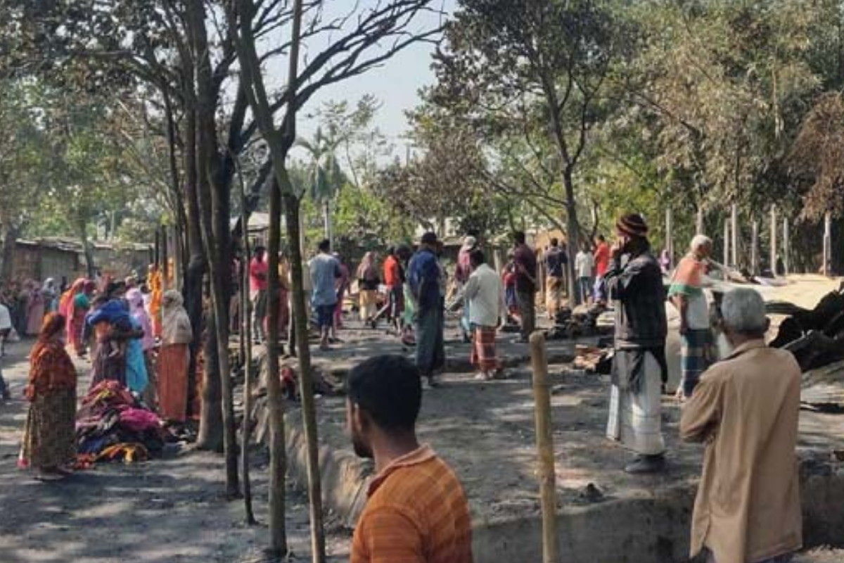 আগুনে পুড়ল ৯ পরিবারের ২৫ ঘর