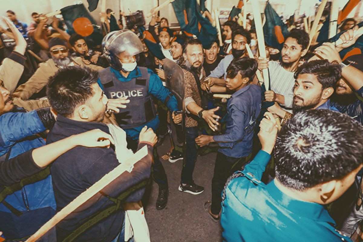 জনশৃঙ্খলা ও নিরাপত্তায় প্রতি মাসে সরকারের ব্যয় প্রায় ২ হাজার কোটি টাকা