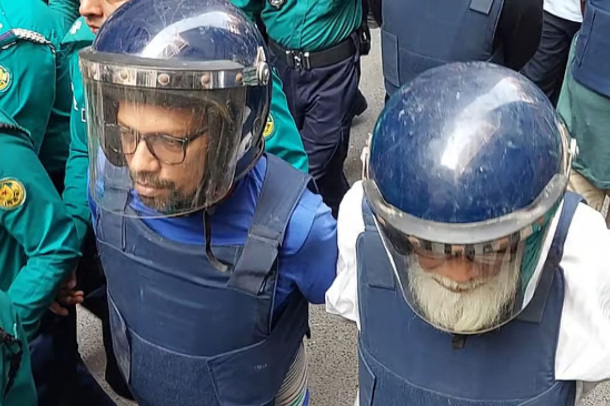 আদালতে সালমান-পলকসহ অন্যদের দুই হাত পেছনে নিয়ে হাতকড়া পরানোর কারণ জানালেন পিপি