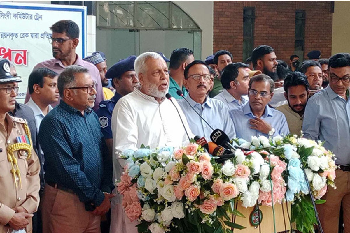 রেলওয়েতে এক টাকা রোজগার করার জন্য আড়াই টাকা খরচ হয়: রেলপথ উপদেষ্টা