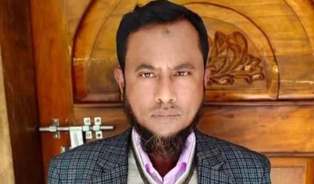 পর্নোগ্রাফি মামলায় বিএনপি নেতা গ্রেপ্তার 3 sadeq 12 1743171120 পর্নোগ্রাফি মামলায় বিএনপি নেতা গ্রেপ্তার