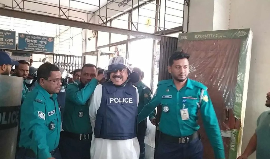 আমরা বারোটা বাজিয়েছি, না কারা বারোটা বাজিয়েছে সামনে প্রমাণিত হবে: শাজাহান খান 3 shajahankhan 1741158597 আমরা বারোটা বাজিয়েছি, না কারা বারোটা বাজিয়েছে সামনে প্রমাণিত হবে: শাজাহান খান