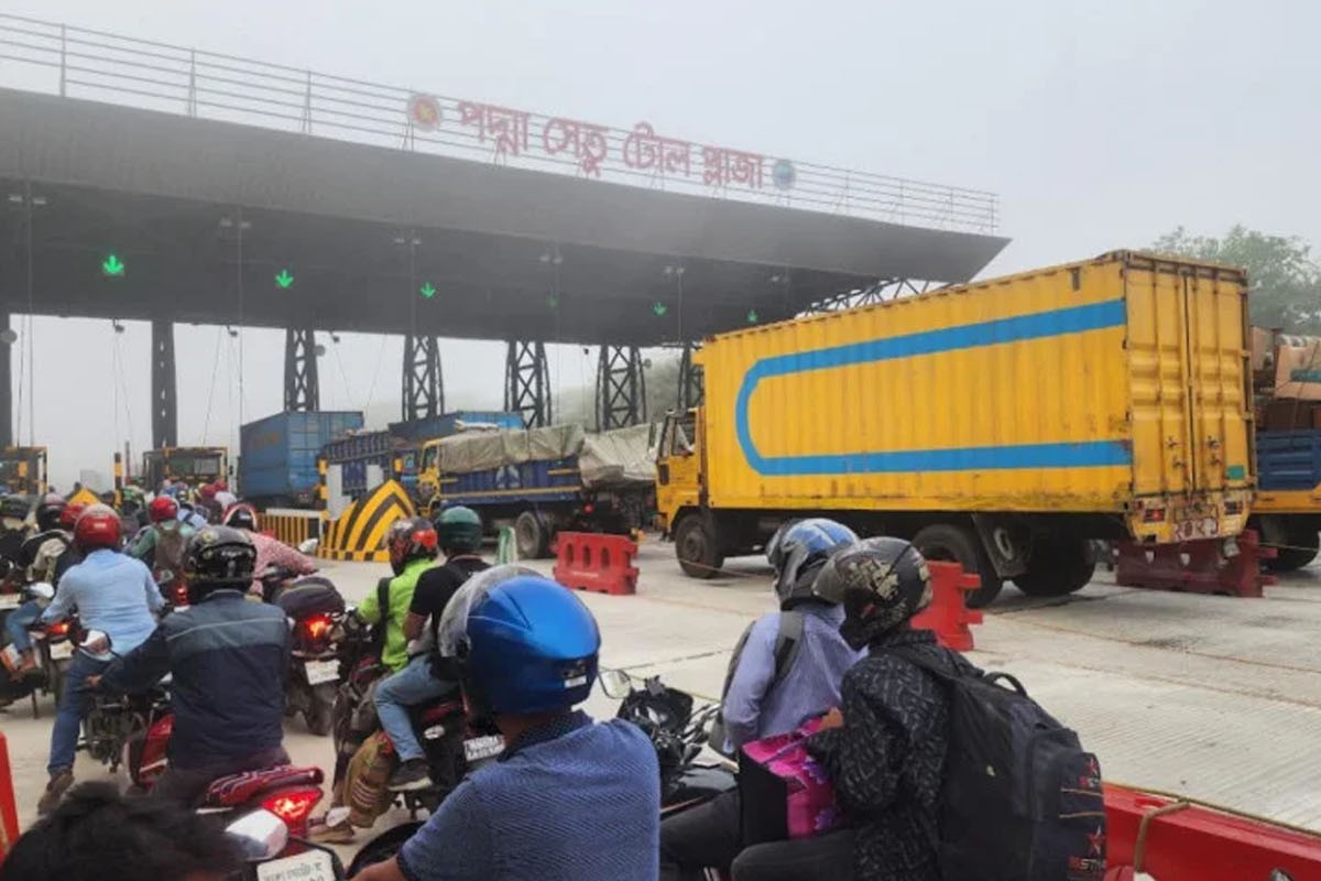 পদ্মা সেতুতে ২৪ ঘণ্টায় টোল আদায় ৪ কোটি ২৫ লাখ টাকা