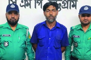 চট্টগ্রামে ভিক্ষুক ধর্ষণের অভিযোগে আটক সিএনজি চালক