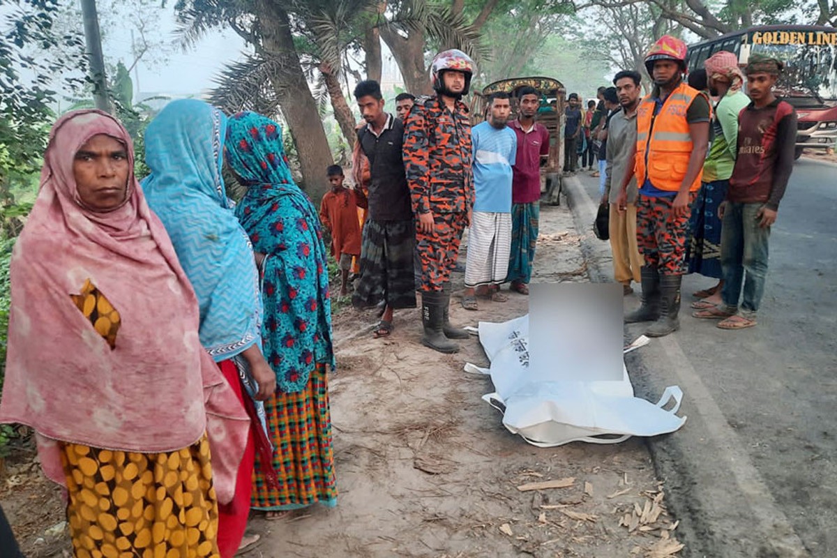 ঝিনাইদহে ট্রাকচাপায় এক ব্যবসায়ীর মৃত্যু