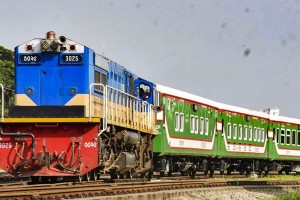 ৯ মিনিটেই শেষ পশ্চিমাঞ্চল ট্রেনের সব টিকেট