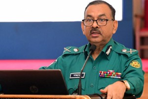 গণমাধ্যমে ‘ধর্ষণ’ শব্দের ব্যবহার নিয়ে  ডিএমপি কমিশনারের বক্তব্যে প্রধান উপদেষ্টার কার্যালয়ের নিন্দা