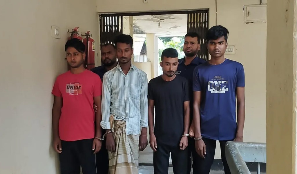 নাটোর 1742971285 নাটোরে তরুণীকে সংঘবদ্ধ ধর্ষণ, গ্রেপ্তার ৪