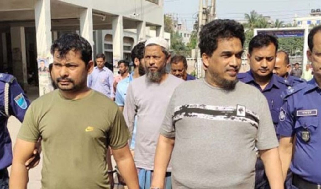 নারায়ন 1742353440 যেভাবে গ্রেপ্তার হলেন আরসা প্রধান
